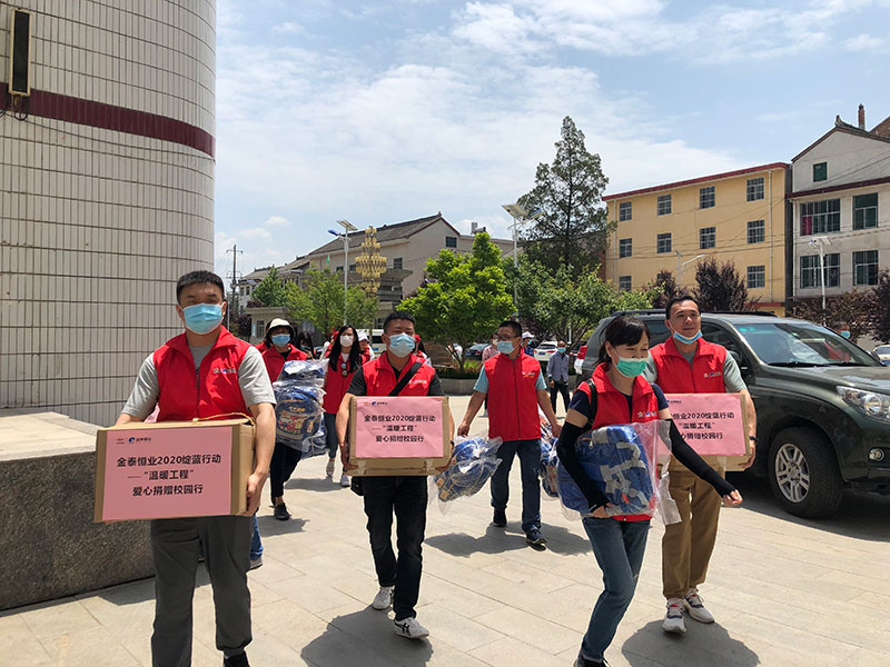 000000.jpg 000000.jpg