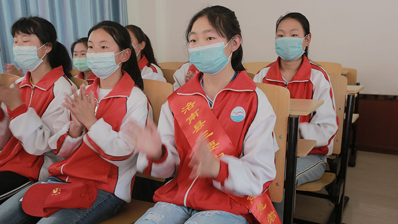 000000.jpg 000000.jpg