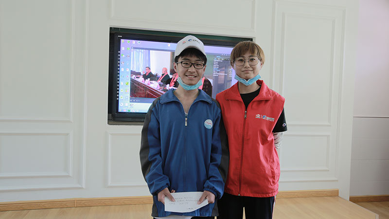 000000.jpg 000000.jpg