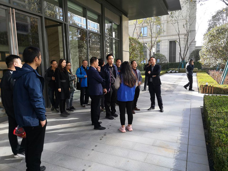 000000.jpg 000000.jpg