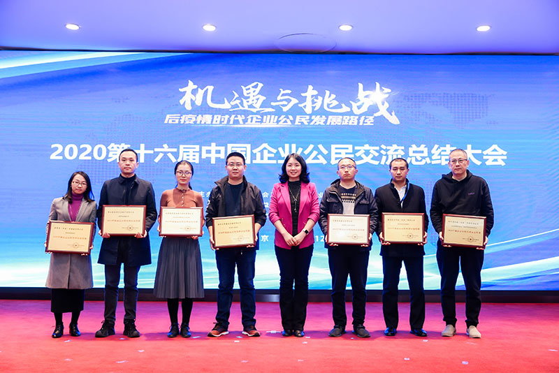 000000.jpg 000000.jpg