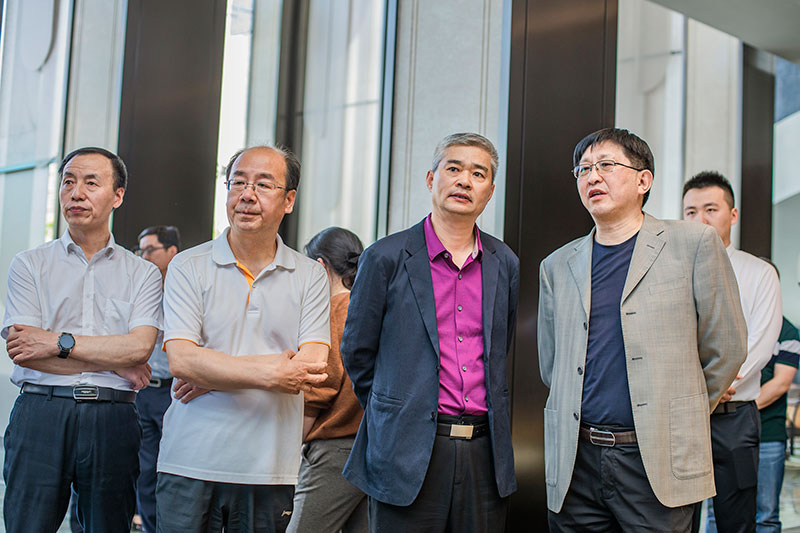 000000.jpg 000000.jpg