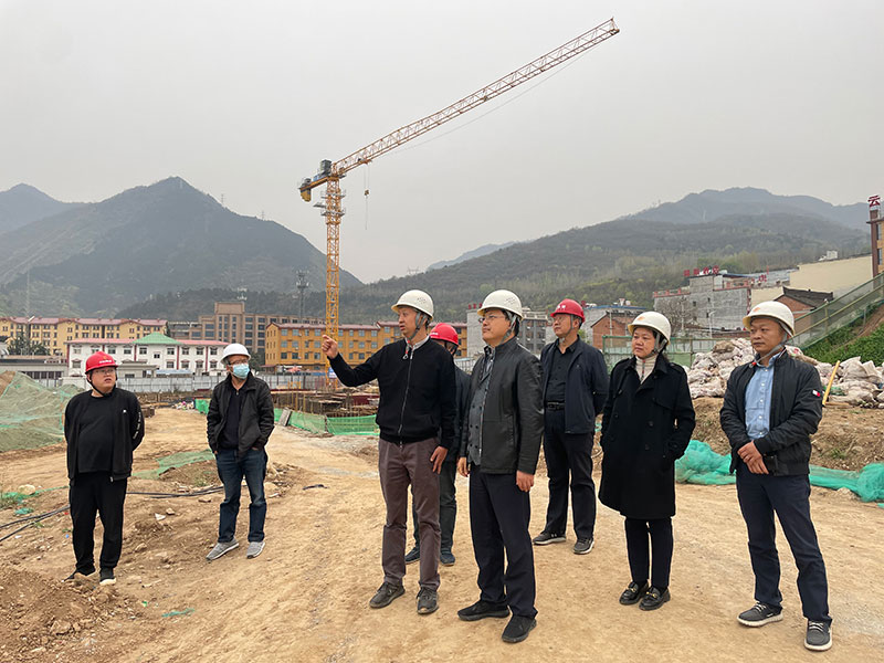 金泰恒业-党委副书记,总经理王乃斌到太白山观山悦调研:::.