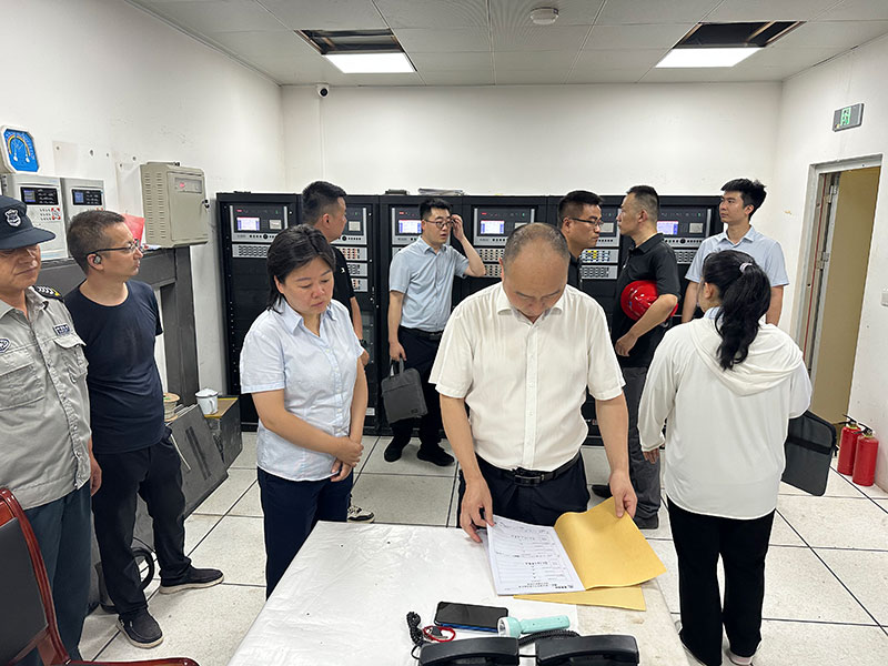 陕投集团安全环保监察部深入金泰东郡项目开展督导检查